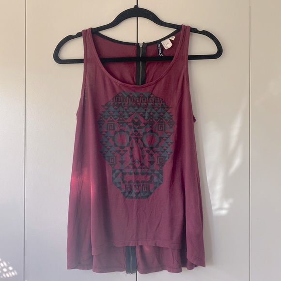 🌟3 for 20🌟 Skull Tank Top - Picture 1 of 3